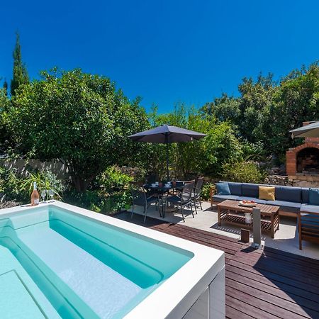 Apartment With Terrace And Mini Pool Green Gold Dubrovnik Luaran gambar