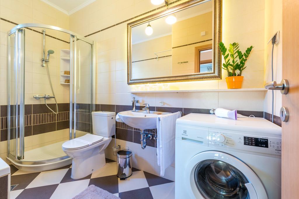 Apartment With Terrace And Mini Pool Green Gold Dubrovnik Luaran gambar